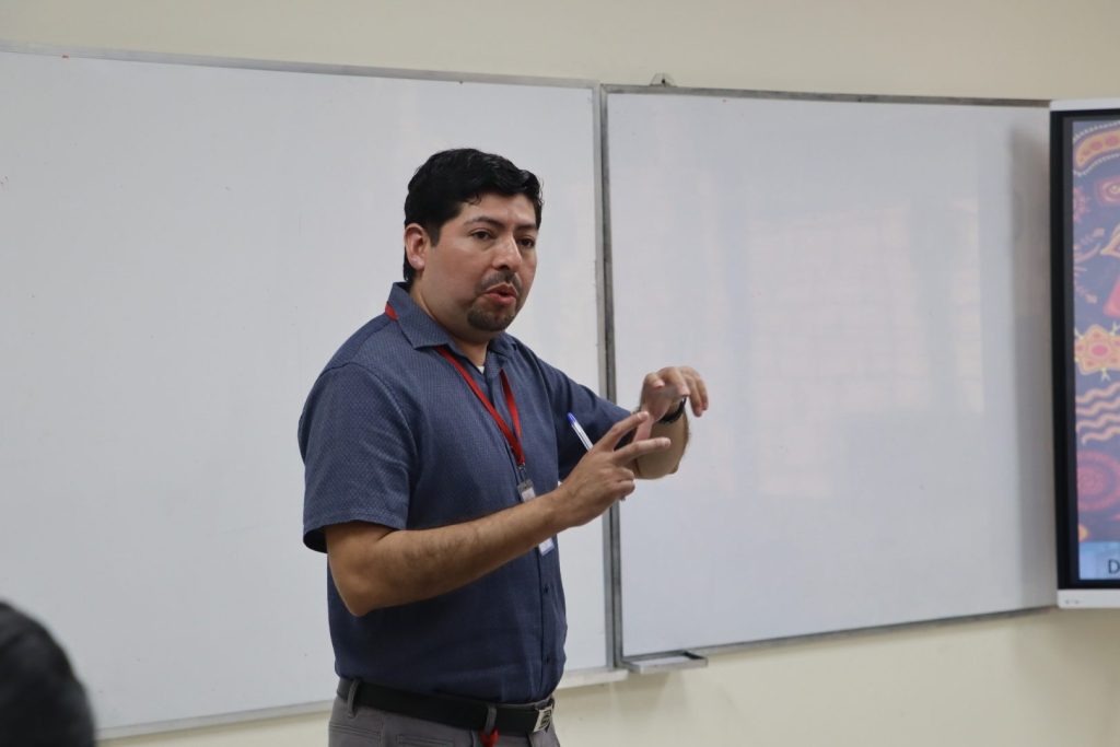 Seminario de didáctica aborda el potencial etnomatemático