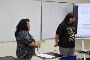 Seminario de Matemática aborda la metodología del aula invertida