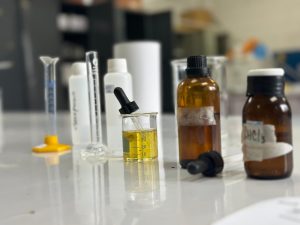 Escuela de Química publica enJournal of Chemical Education