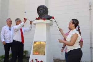 Facultad rinde homenaje al cosmonauta Yuri Gagarin